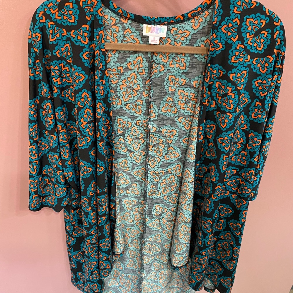 Silky Lularoe Lindsey Kimono